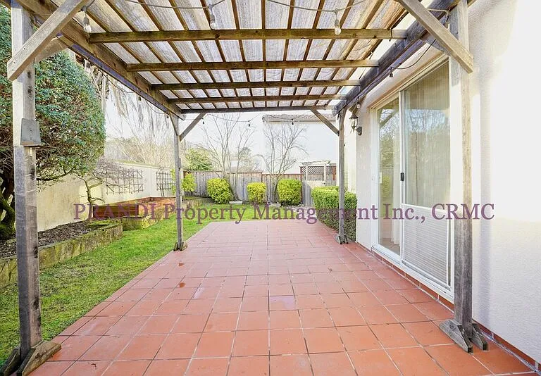14 Pizarro Ave — Photo 23