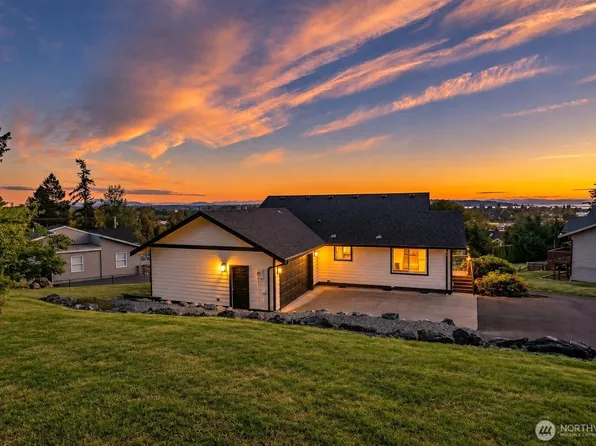 668 Parkview Place, Blaine, WA 98230