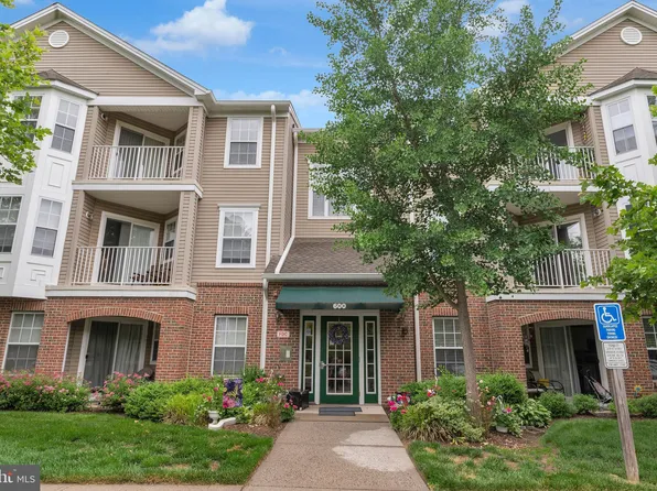 621 Mowat #621, Trenton, NJ 08690