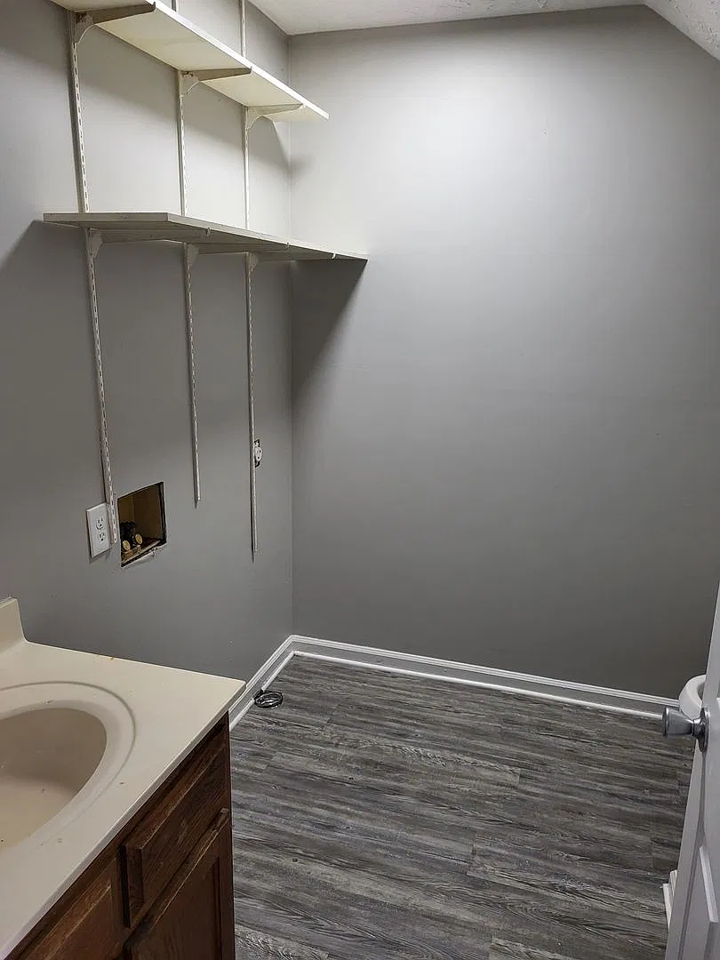 200 Courtland Avenue — Photo 3