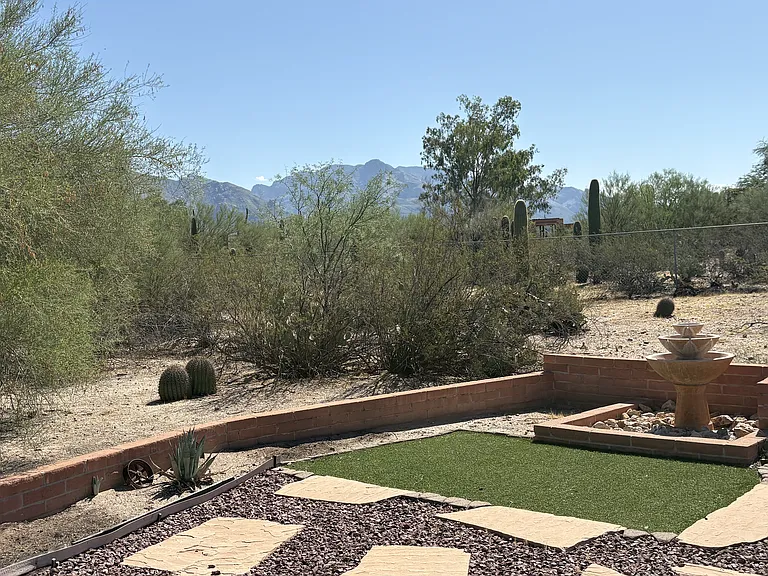 7000 N Penny Pl — Photo 49