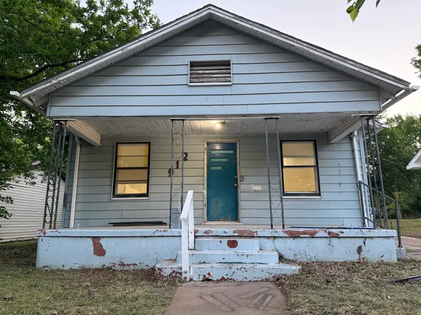 912 S 12th St, Ponca City, OK 74601