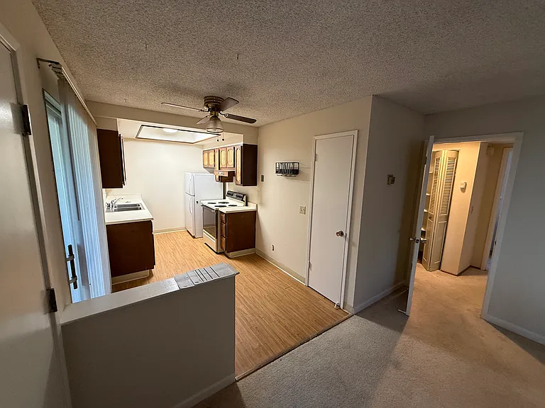 1369 Lexington Dr #2 — Photo 6
