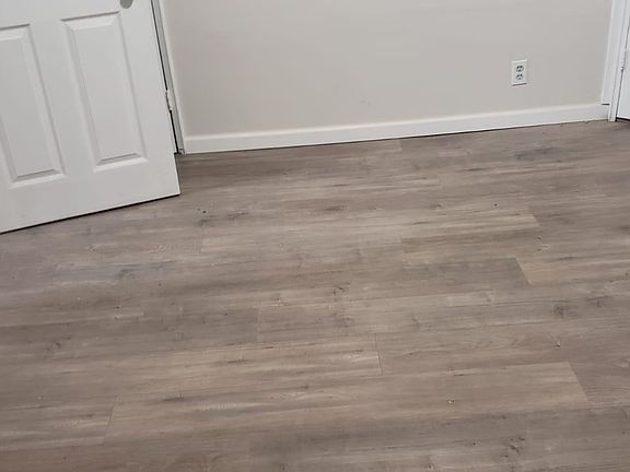 2nd image of 73 Shonnard Pl #1