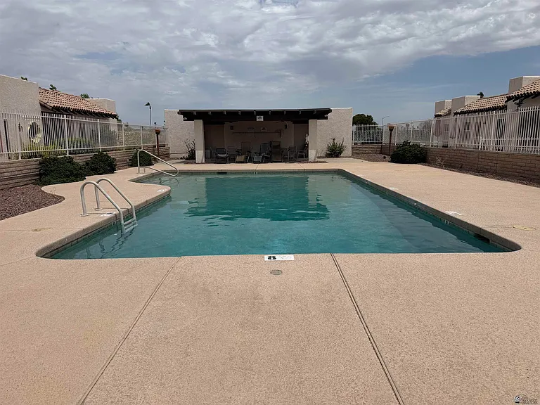 1440 E Laguna Pl — Photo 26