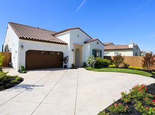 2670 Tiffany St, Lodi, CA 95242