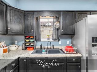 425 S Young St, Sparta, TN 38583