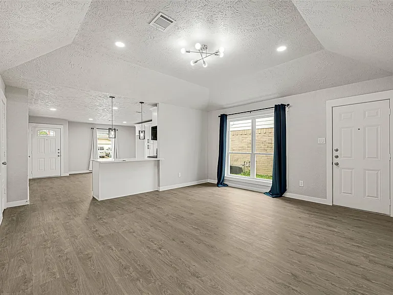 15322 Bedford Glen Dr — Photo 8