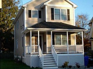 35 Wellesley Ave, North Providence, RI 02911