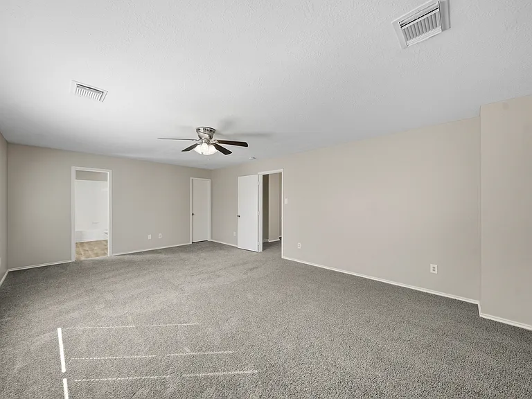 21619 Knightsbrook Ln — Photo 15