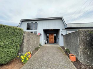 740 Marine View Dr #9, Longview, WA 98632