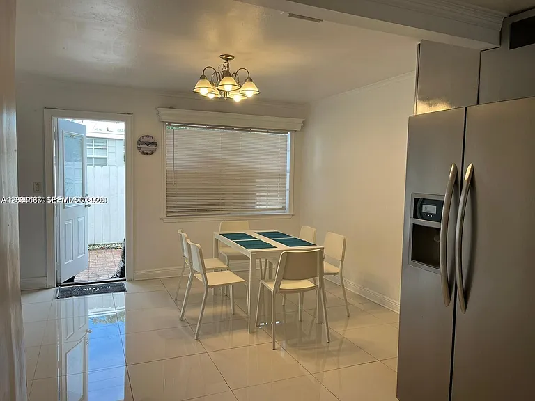 6431 Hayes St — Photo 4