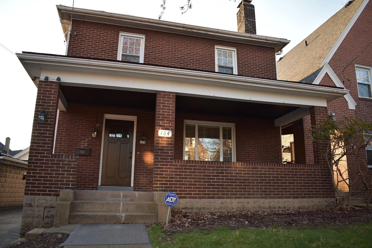 184 Stanton Ct E photo 1