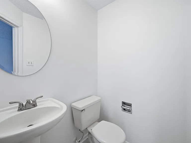 2202 S Nelson St — Photo 5