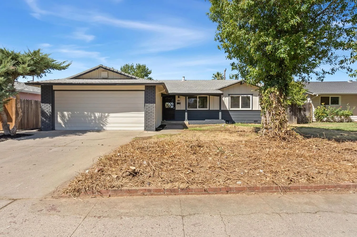 10665 Biscay Way photo 1