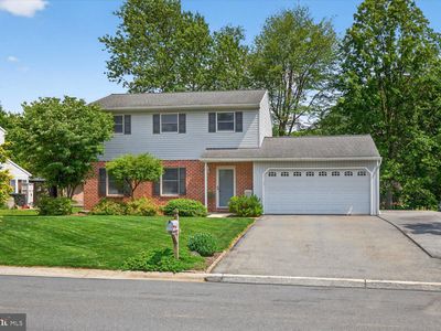 33 Cardinal Dr, Stevens, PA, 17578