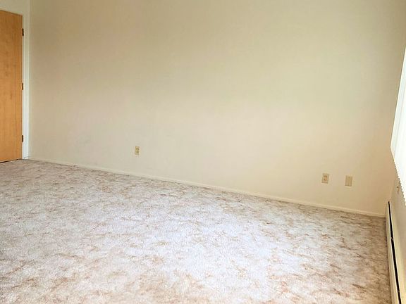 2nd image of 205 11th St S APT 9