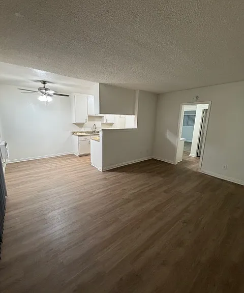 16251 Woodruff Ave — Photo 18