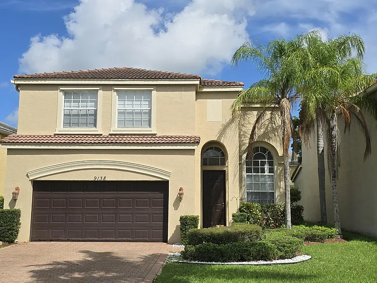 9138 Dupont Pl — Photo 1
