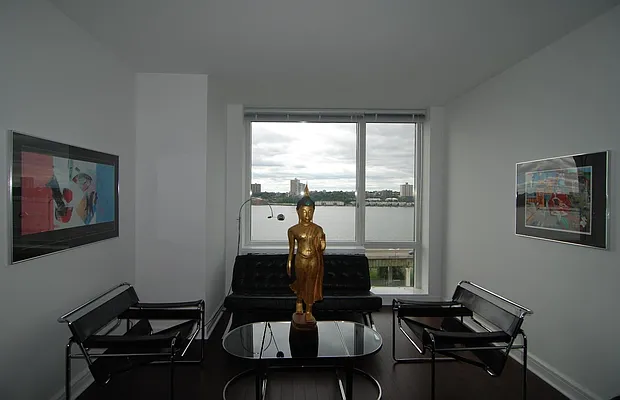 Rented by Nest Seekers International | media 17