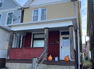 318 Ridge Ave, New Kensington, PA 15068