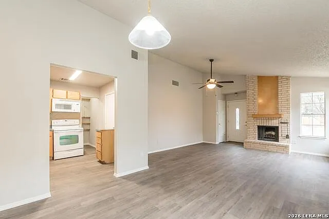 3518 Stoney Blf — Photo 8