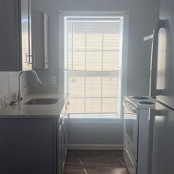 4302 Polkunit 7 — Photo 3
