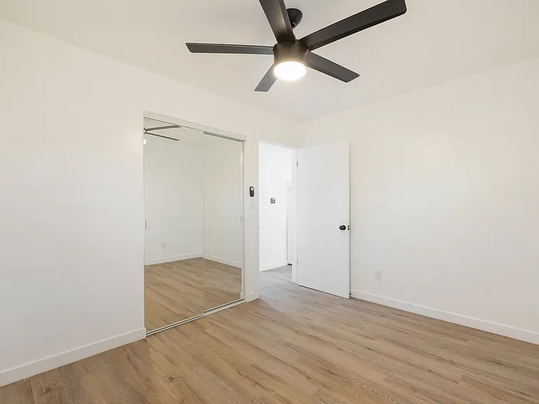 81 Oaklawn Ave #C — Photo 6