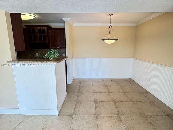 3rd image of 455 Alt 19 S APT 12