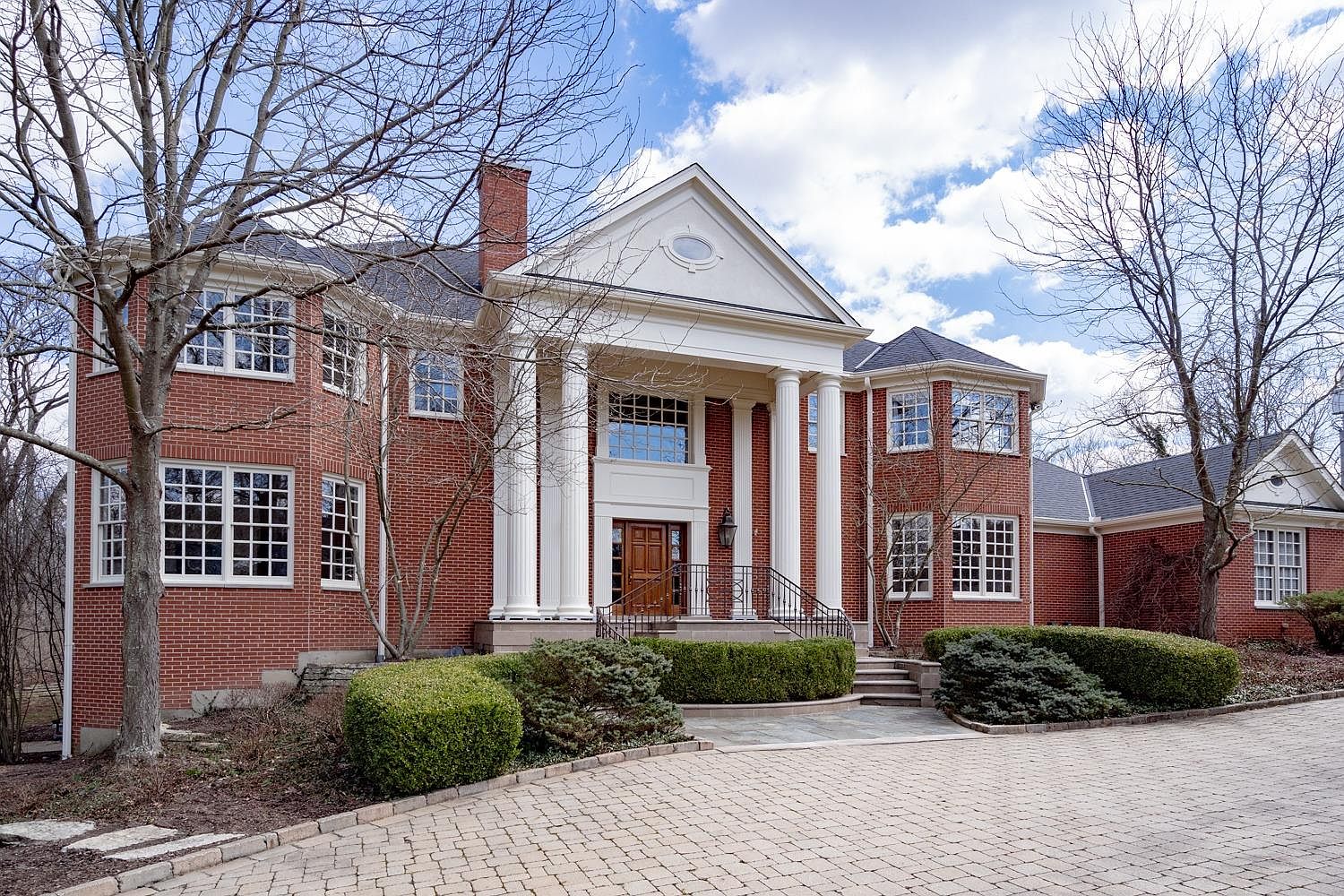 5500 Drake Rd, Cincinnati, OH 45243 Zillow