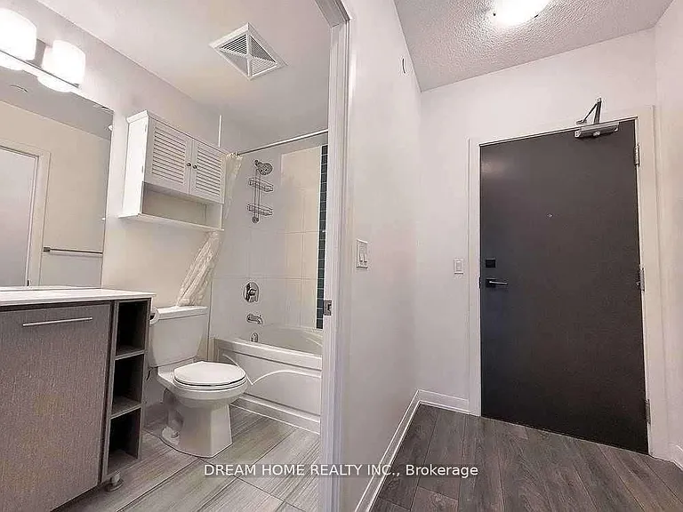 435 Richmond St W #1601 — Photo 17