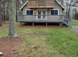 115 Heather Hill Rd, Dingmans Ferry, PA 18328