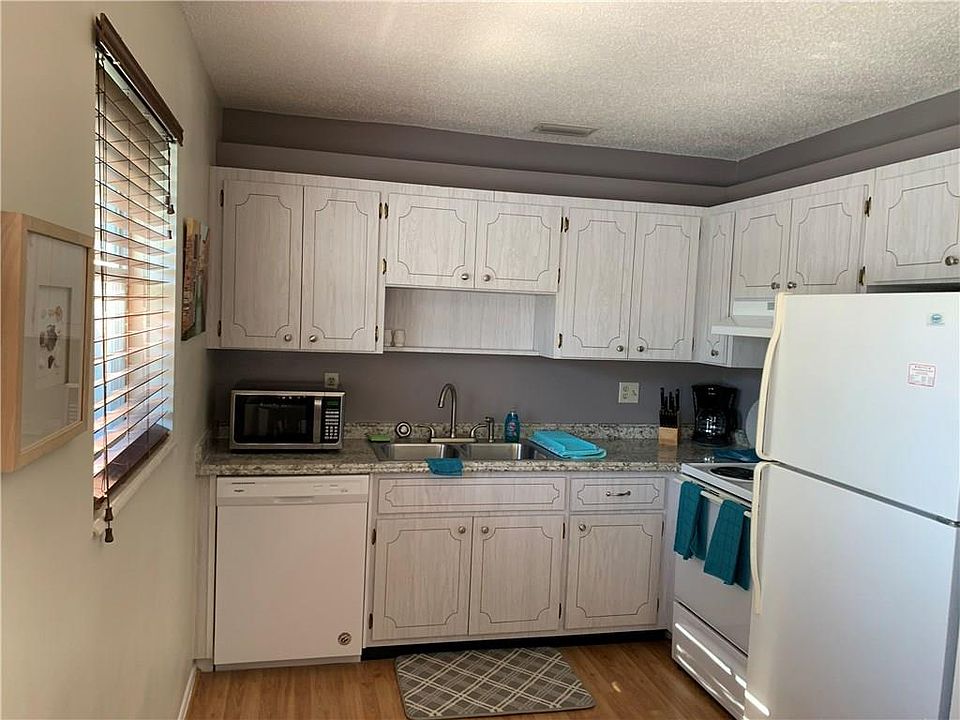 1st image of 2800 Indian River Blvd