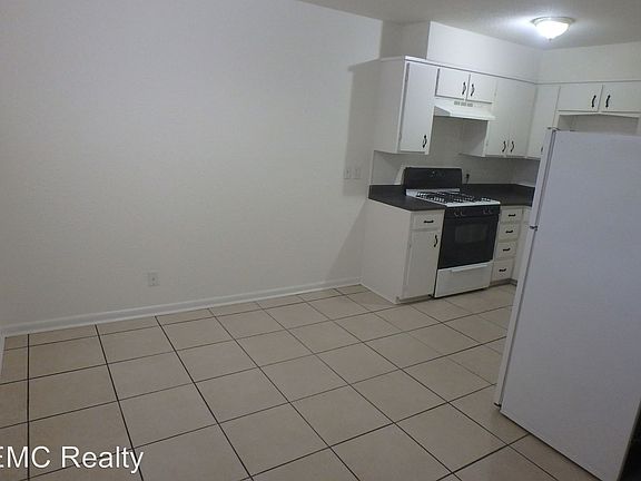 3rd image of 2618 10th Ave APT 15