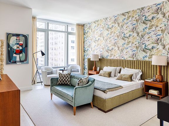 4th image of 200 Amsterdam Ave #3A