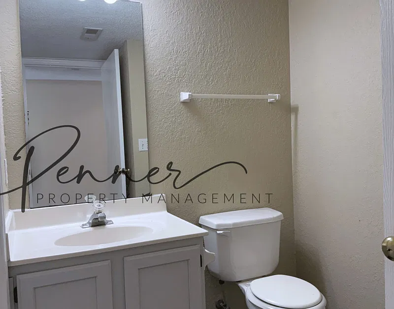 3 bed, 2.5 bath, 1275 sqft, $1,250 — Photo 3