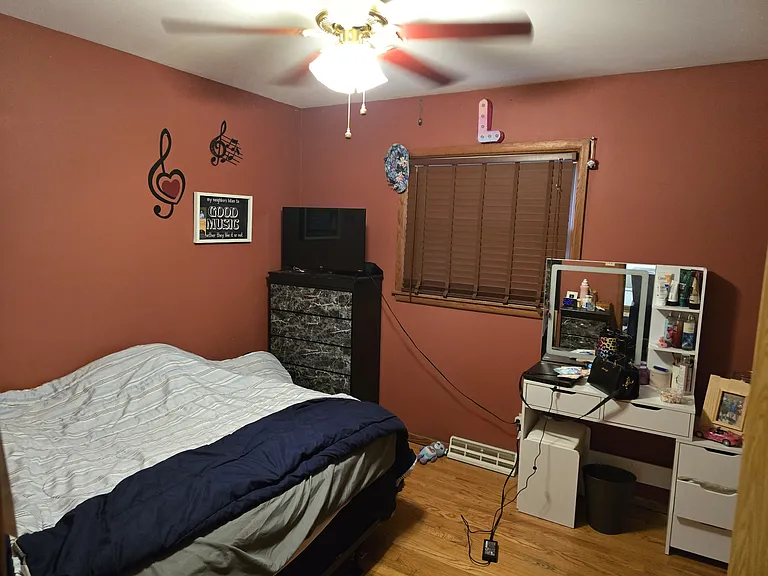 2332 Harvard Dr — Photo 5
