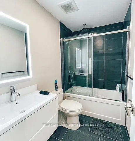 271 Ontario St #2 — Photo 6