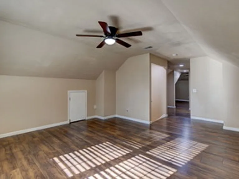 212 Running Deer Dr — Photo 19
