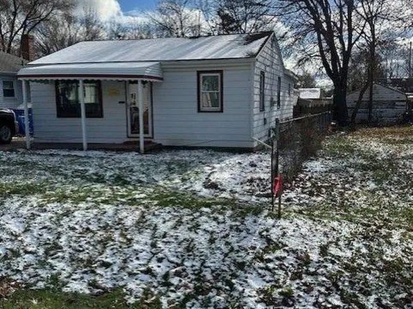 1336 E Decamp St, Burton, MI 48529