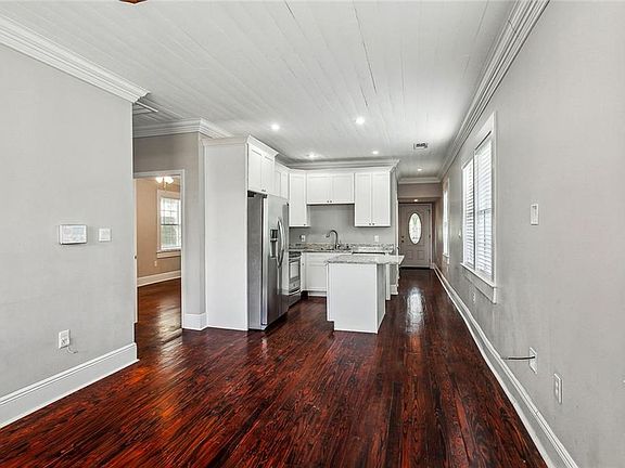 2nd image of 8713 Jeannette St