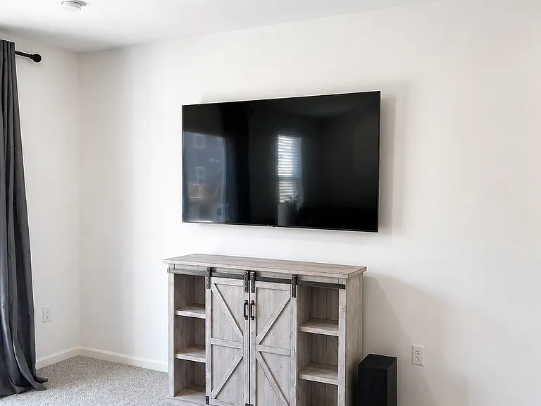 1475 Yosemite Way — Photo 6