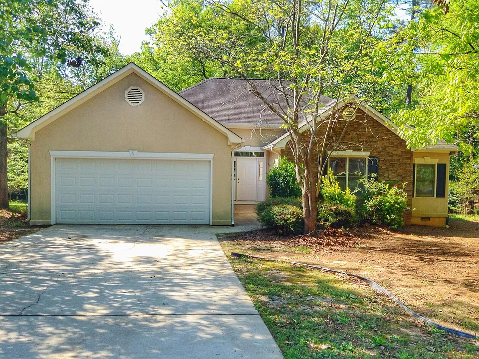 127 Meadow Creek Dr
