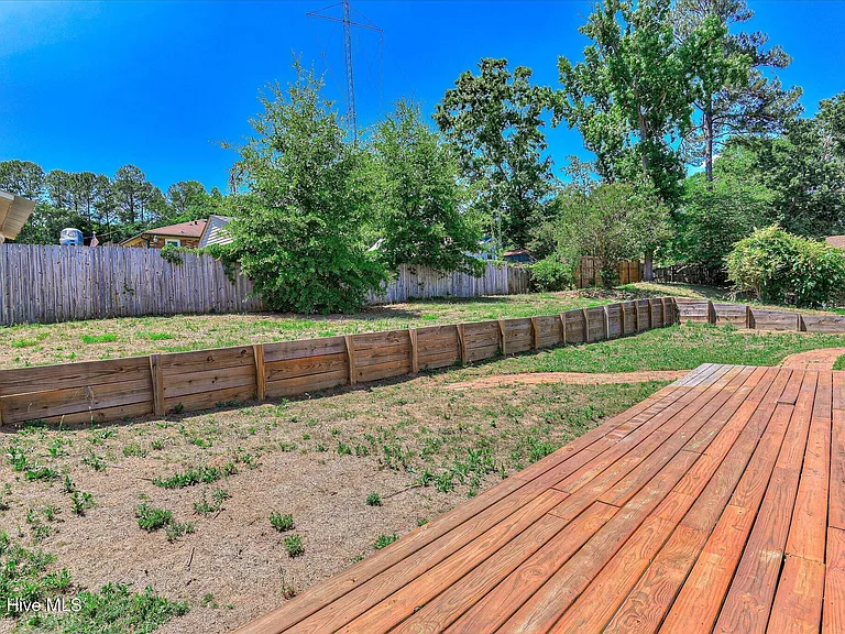 139 Crawford Dr — Photo 33