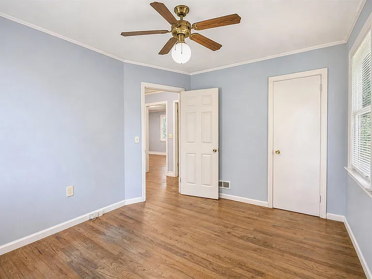 2107 Long Shadow Ln — Photo 4