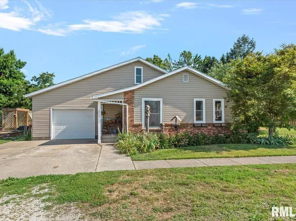 213 W Franklin St, Ashland, IL 62612