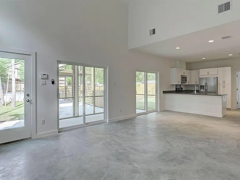 6712 Cohn St — Photo 7