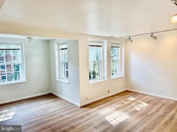 3440 39th St NW APT D694, Washington, DC 20016