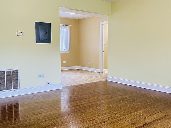 2nd image of 8101 S Maryland Ave
