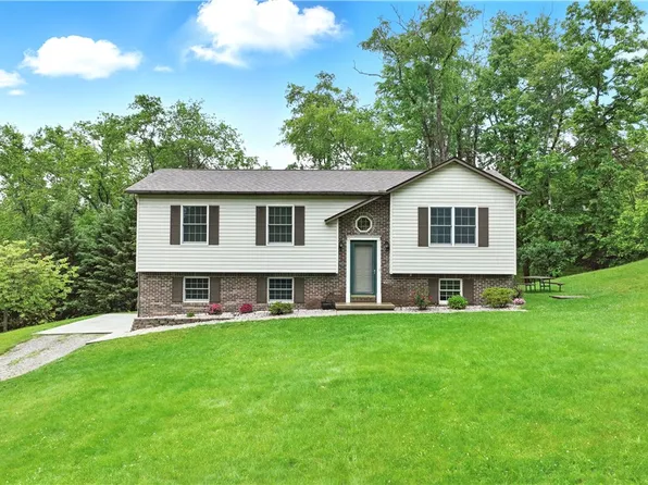 406 Maple Dr, Arona, PA 15617